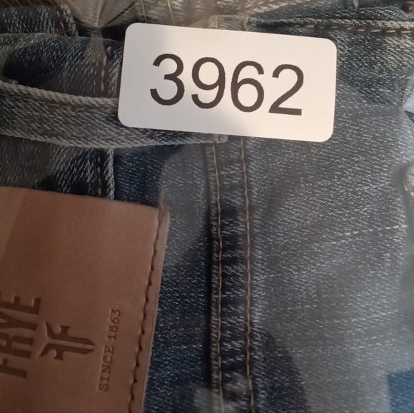 Frye Sienna Cropped skinny raw Hem mid rise women's size 31 - Picture 7 of 7